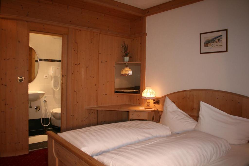 Double Room,26908193:JPEG